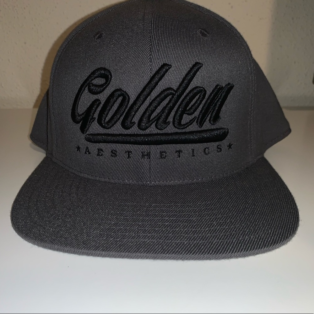 Golden aesthetics hat
